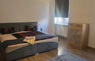 Schöne Vollausgestattete Gästewohnung Direkt in der Gartenstadt Leuna und nähe Geiseltalsee / 2402