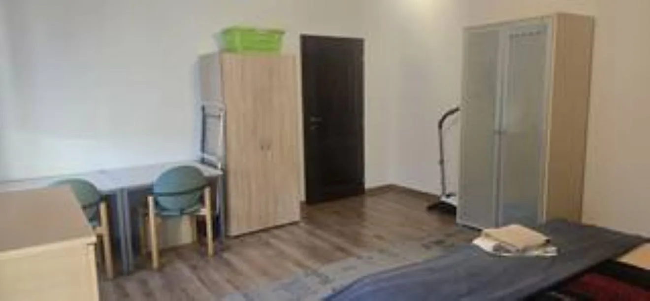 Schöne Vollausgestattete Gästewohnung Direkt in der Gartenstadt Leuna und nähe Geiseltalsee / 2402
