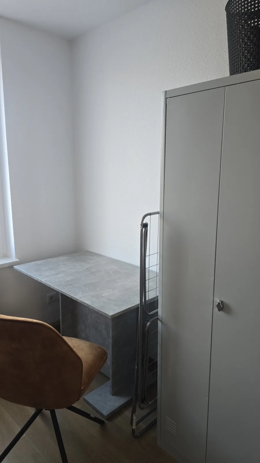 Schöne Vollausgestattete Monteurs- Gästewohnung nähe Raffinerie Leuna und Geiseltalsee / 0304