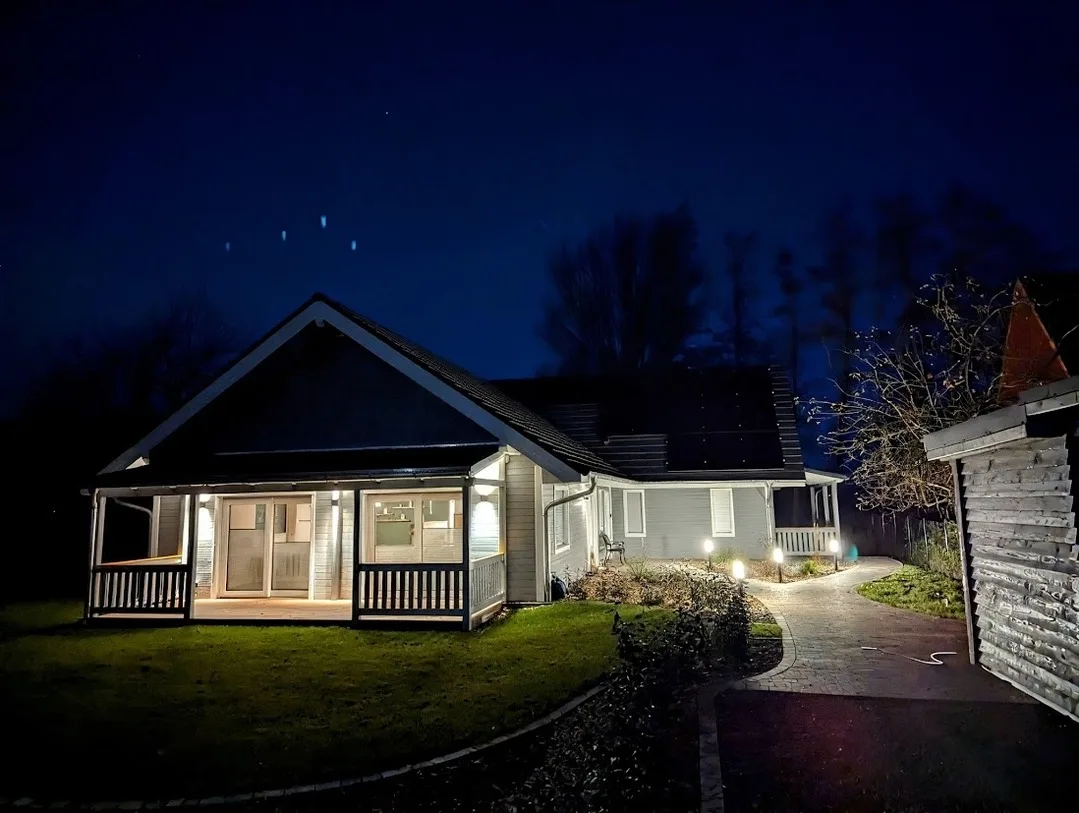 4 Sterne Landhaus Lüßvitz Ferienwohnung - Wallbox