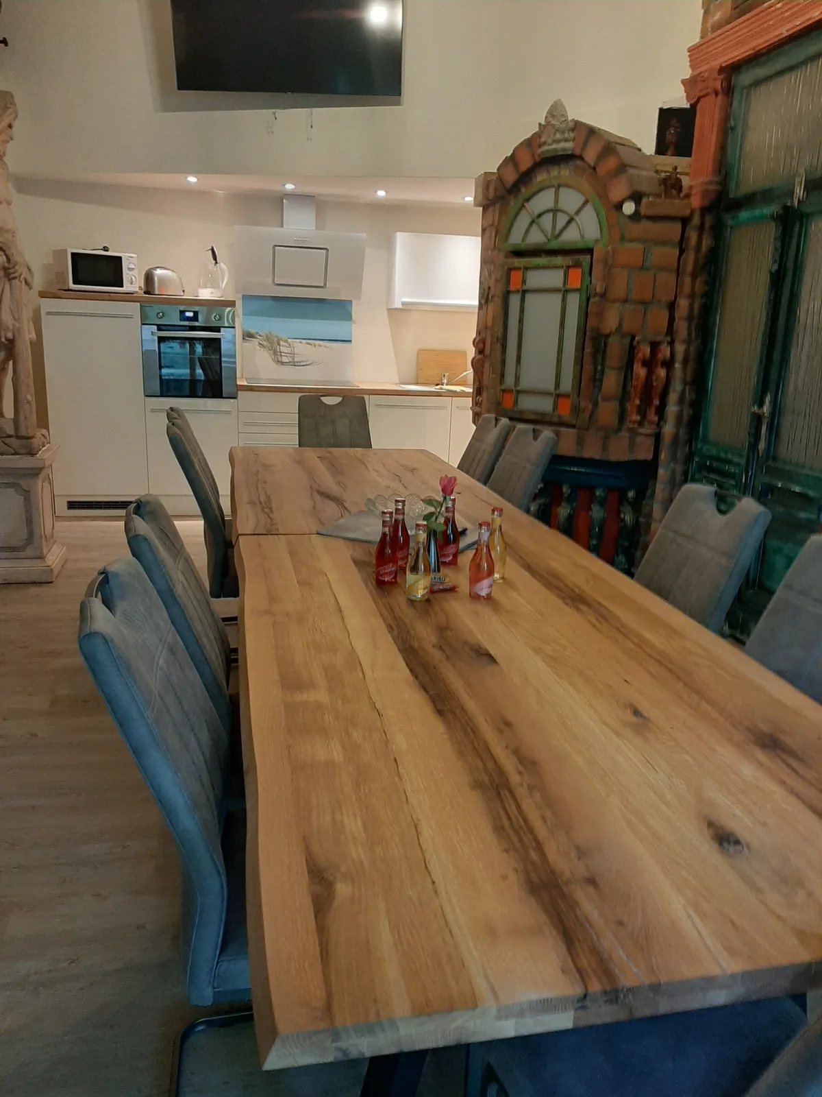 Ferienhof Pommerngreif -Große Wohnung , familiär, mit Poolnutzung und Grillmöglichkeit