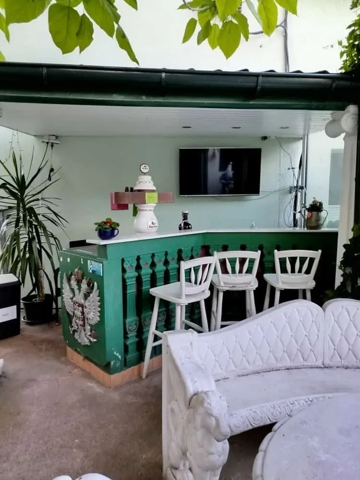 Ferienhof Pommerngreif -Große Wohnung , familiär, mit Poolnutzung und Grillmöglichkeit