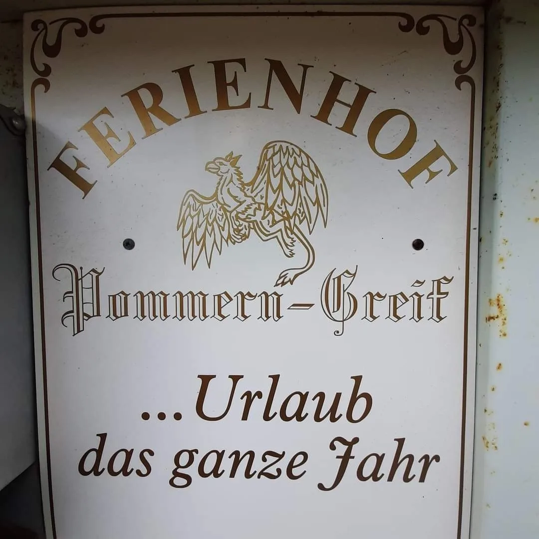 Ferienhof Pommerngreif -Große Wohnung , familiär, mit Poolnutzung und Grillmöglichkeit