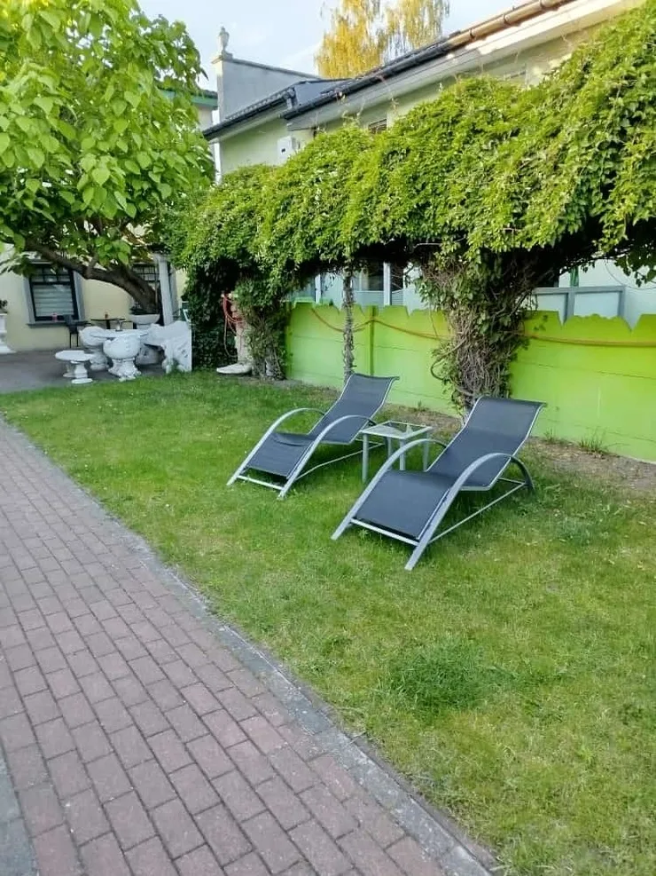 Ferienhof Pommerngreif -Große Wohnung , familiär, mit Poolnutzung und Grillmöglichkeit