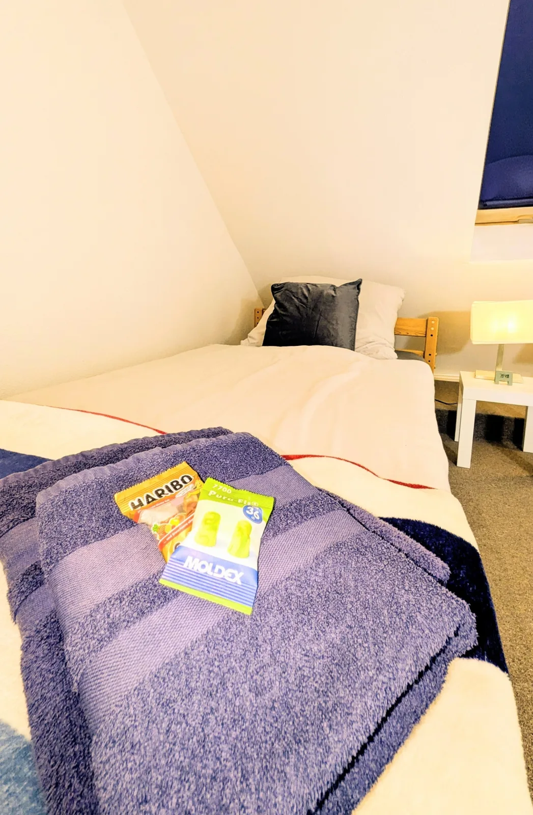 Ferienwohnung Kassel Traube bis 1 - 4 Pers.Parkplatz & Küche Modern