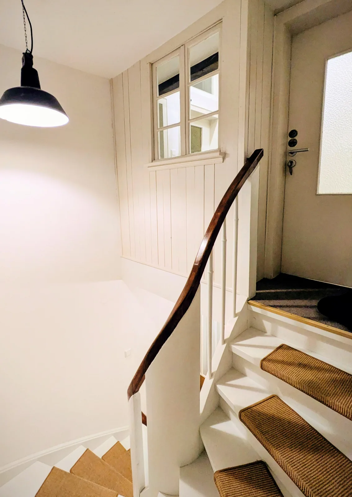 Ferienwohnung Kassel Traube bis 1 - 4 Pers.Parkplatz & Küche Modern