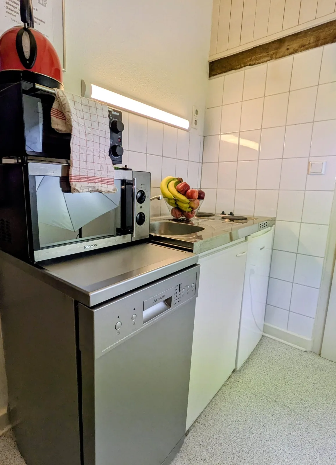 Ferienwohnung Kassel Traube bis 1 - 4 Pers.Parkplatz & Küche Modern