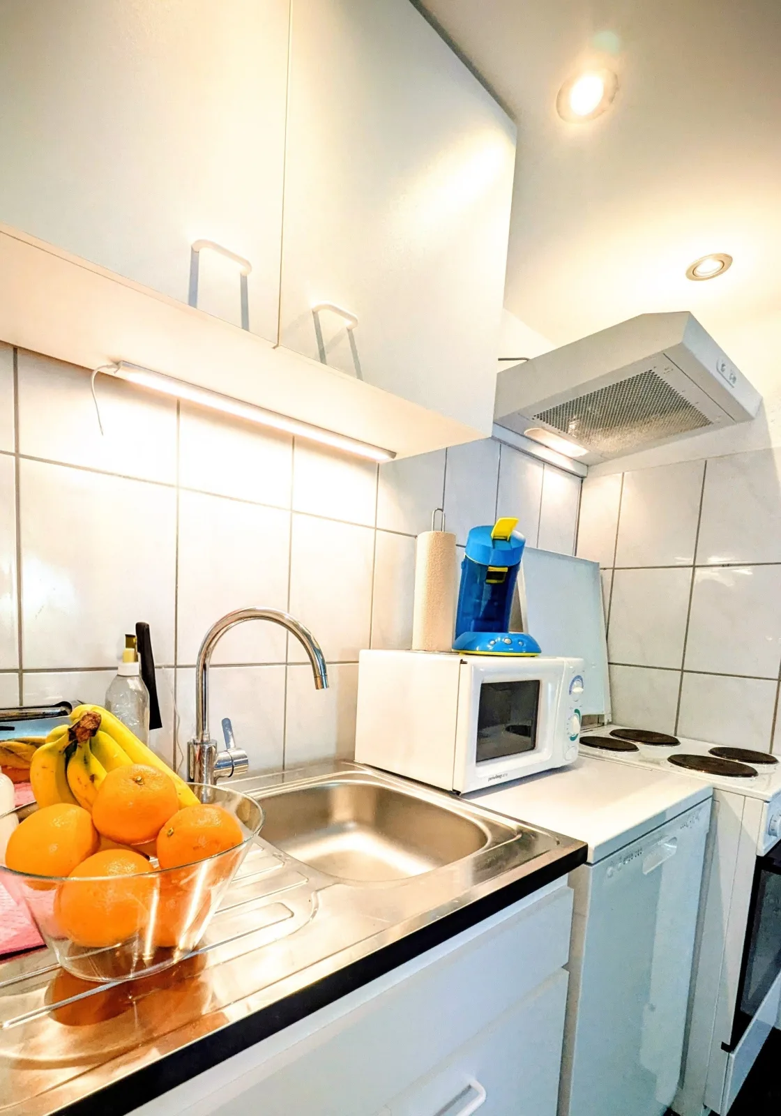 Ferienwohnung Kassel Kiwi Parkplatz Küche 1- 4 Personen EG Modern