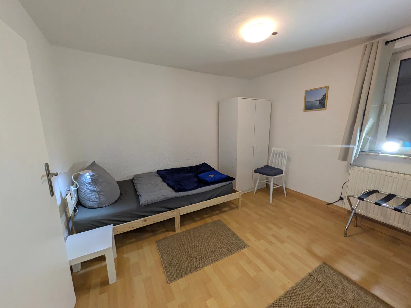Ferienwohnung Kassel Kiwi Parkplatz Küche 1- 4 Personen EG Modern