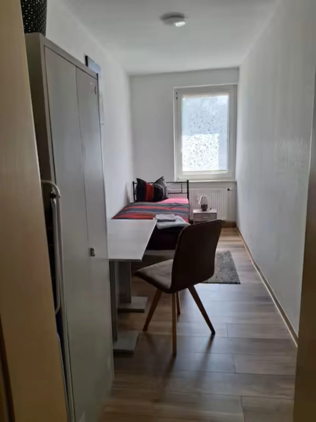 Schöne Vollausgestattete Monteurs- Gästewohnung nähe Raffinerie Leuna und Geiseltalsee / 0303
