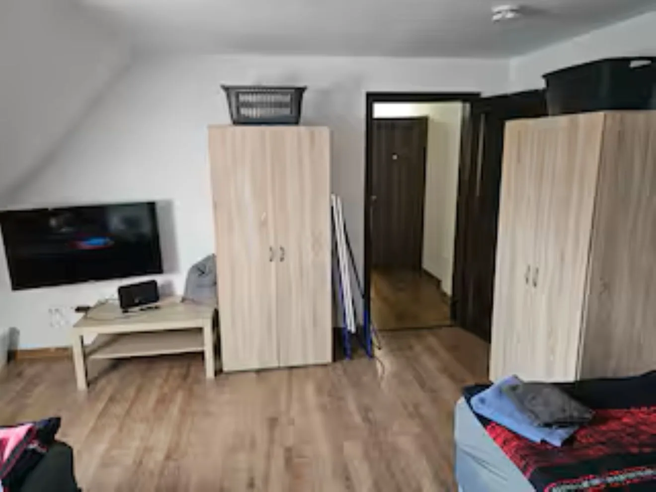 Schöne Vollausgestattete Monteurs- Gästewohnung in der Gartenstadt Leuna und nähe Geiseltalsee / 2209