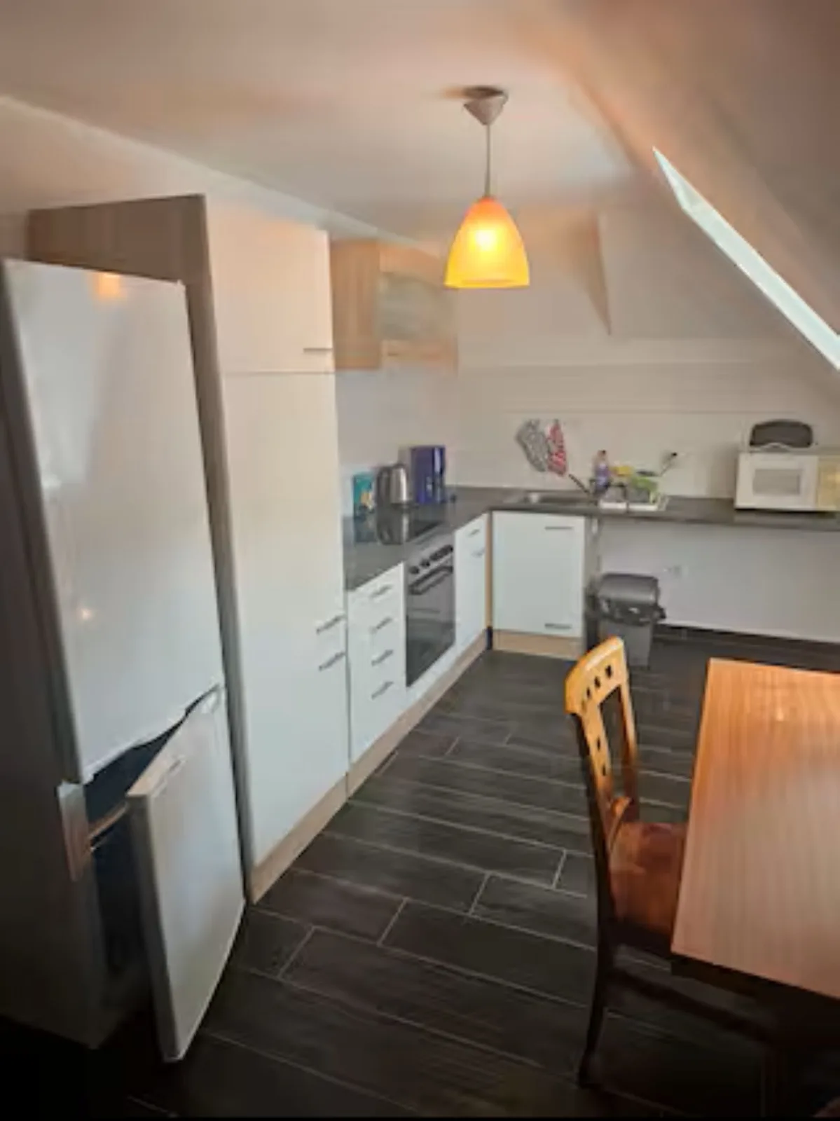 Schöne Vollausgestattete Monteurs- Gästewohnung in der Gartenstadt Leuna und nähe Geiseltalsee / 2209