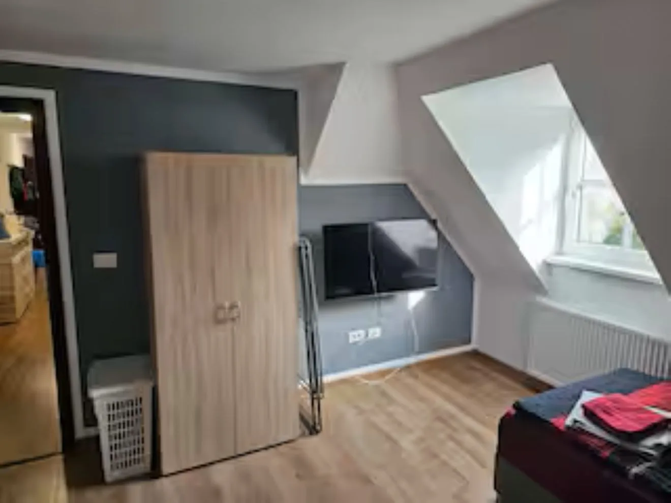 Schöne Vollausgestattete Monteurs- Gästewohnung in der Gartenstadt Leuna und nähe Geiseltalsee / 2209