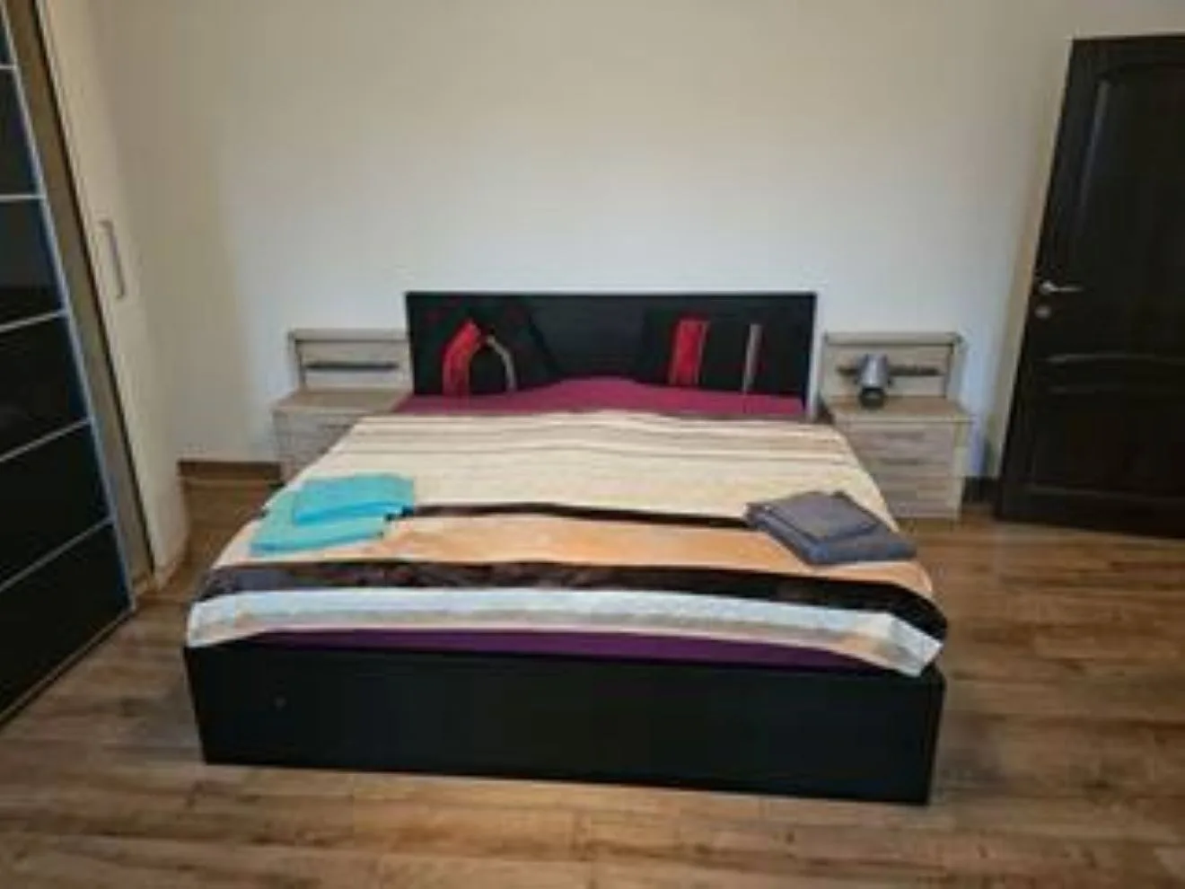 Schöne Vollausgestattete Monteurs- Gästewohnung in der Gartenstadt Leuna und nähe Geiseltalsee / 2202