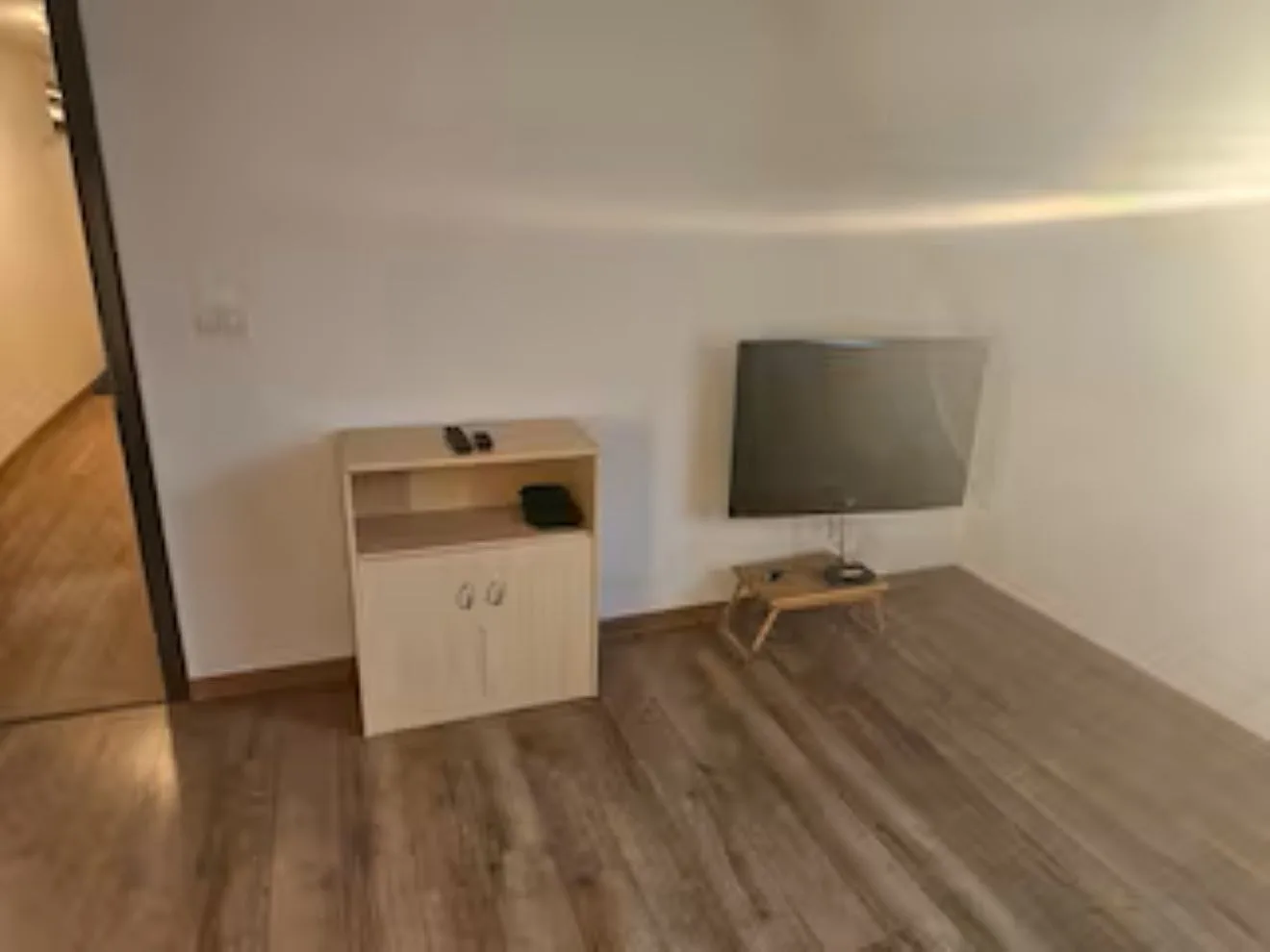 Schöne Vollausgestattete Monteurs- Gästewohnung in der Gartenstadt Leuna und nähe Geiseltalsee / 2408
