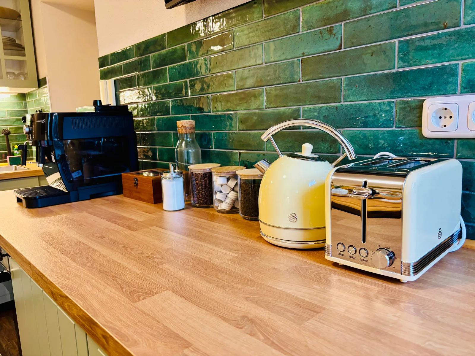 AyCatcherHomes - Wega | Old Town | 2BR | 4 Guests