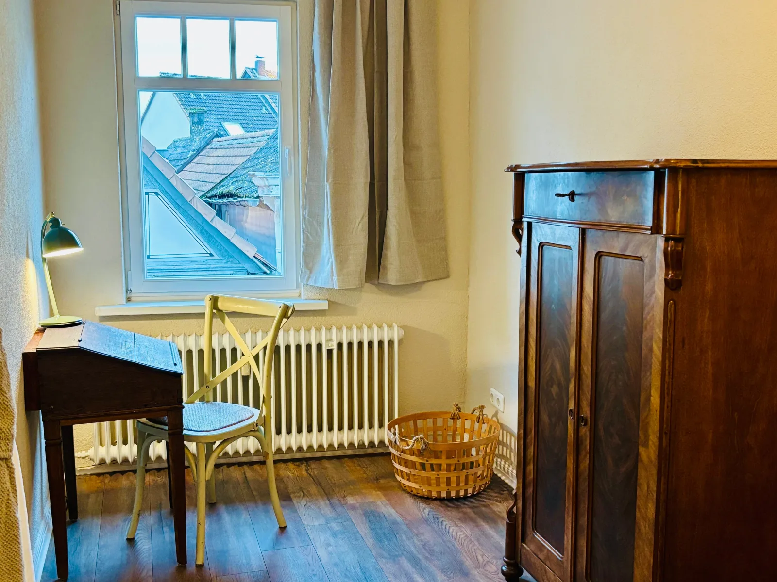AyCatcherHomes - Wega | Old Town | 2BR | 4 Guests