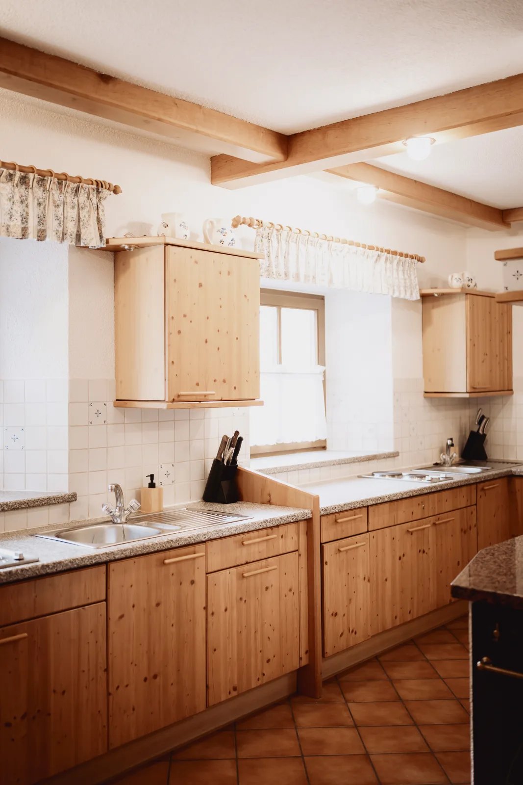 Großzügiges Mehrbettzimmer am Bauernhof mit Tieren, Sauna & Frühstück, Rustical