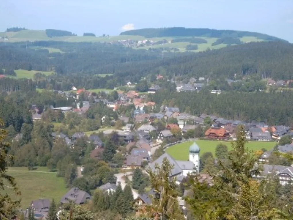Mittleres Zimmer MZ1 Titisee,   im Gästehaus Lickert in Hinterzarten bei Oberzarten beim Skimuseum