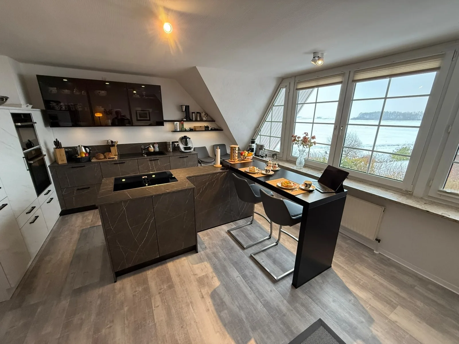 Neues Feriendomizil Deichblick - Nordseeurlaub mit Balkon und  Garten im idyllischen Butjadingen