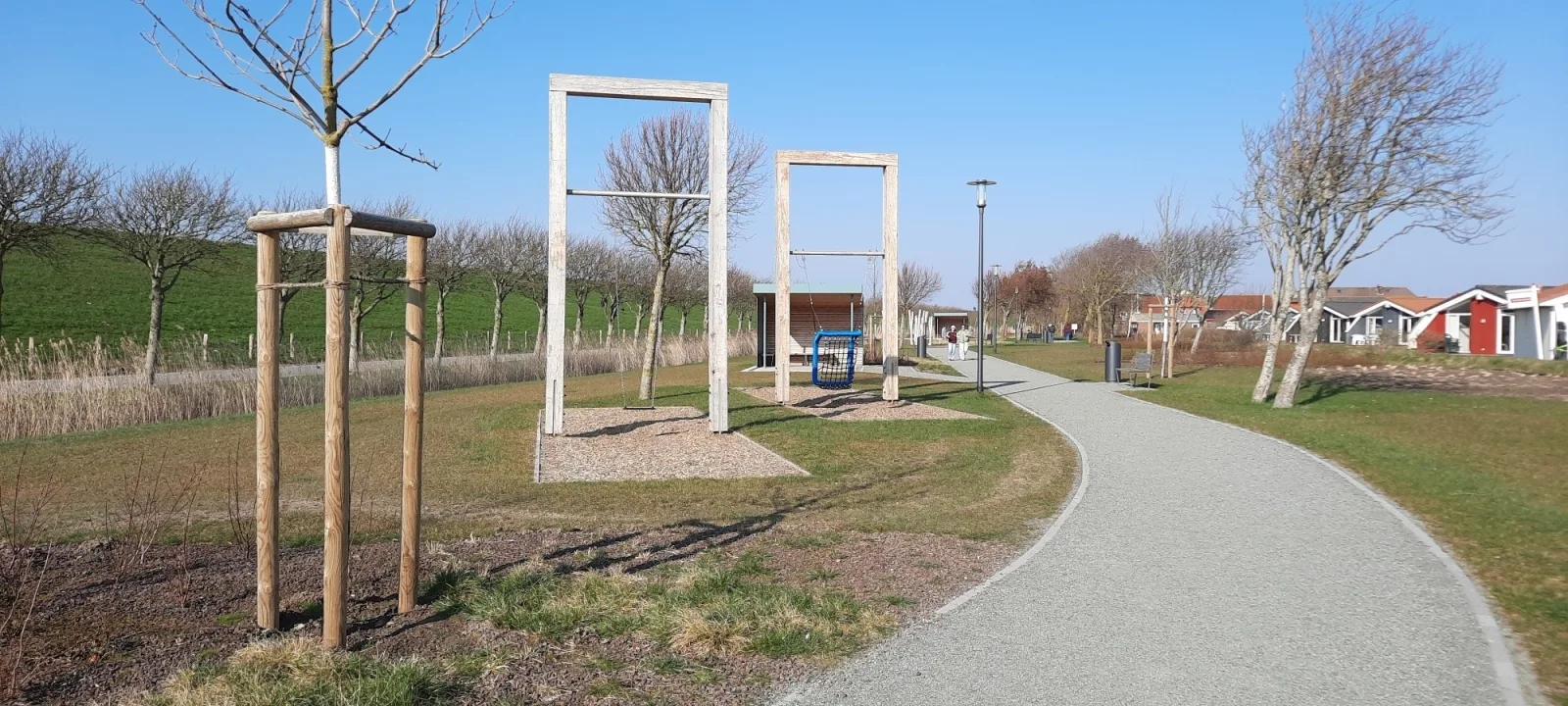 Ferienwohnung Seerose im Haus Seewind nur 800 Meter von der Nordsee entfernt auf 2.800 m² Grundstück