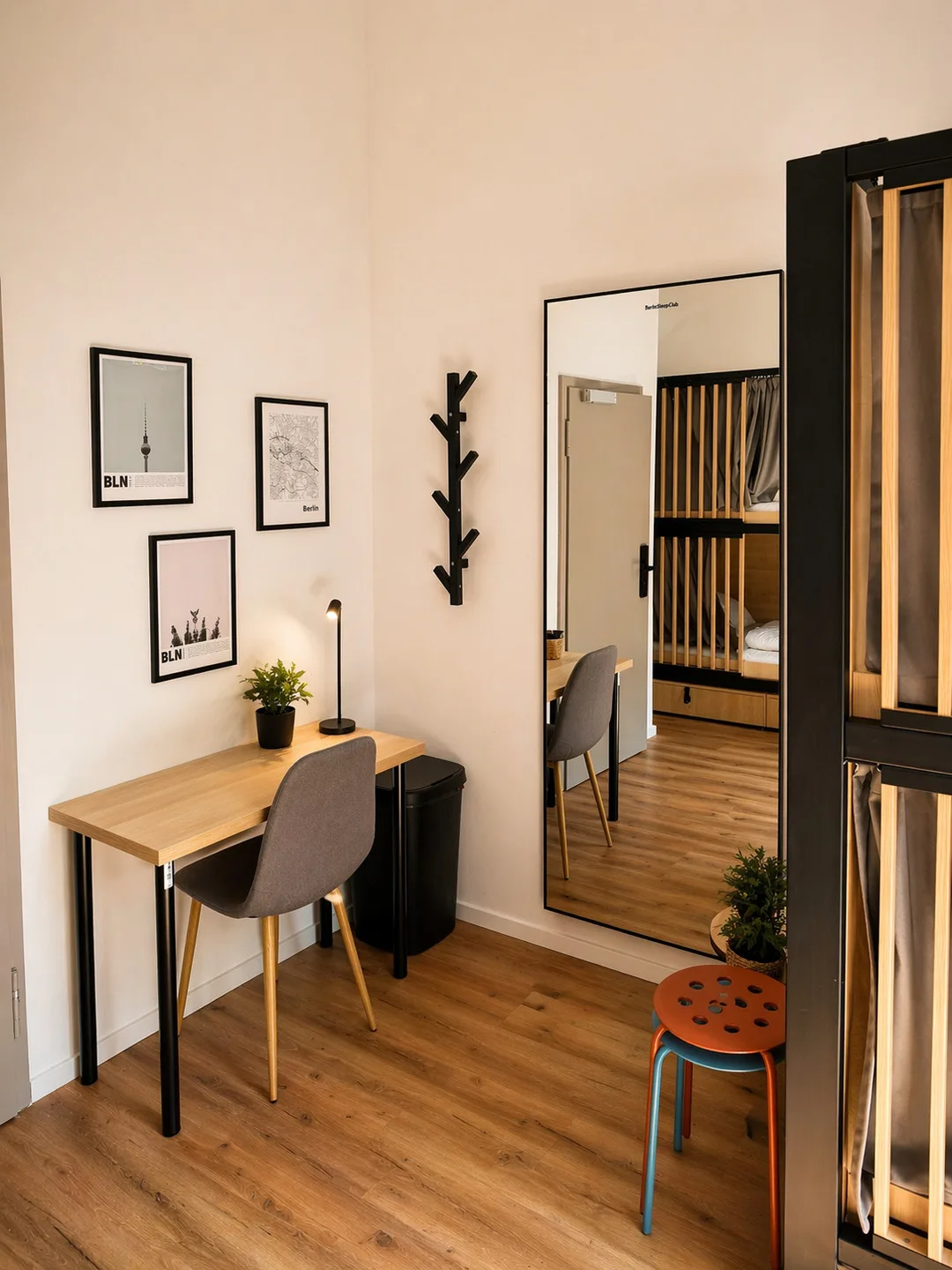 Mixed Dorm 6 - 1 Bed (Berlin Sleep Club)