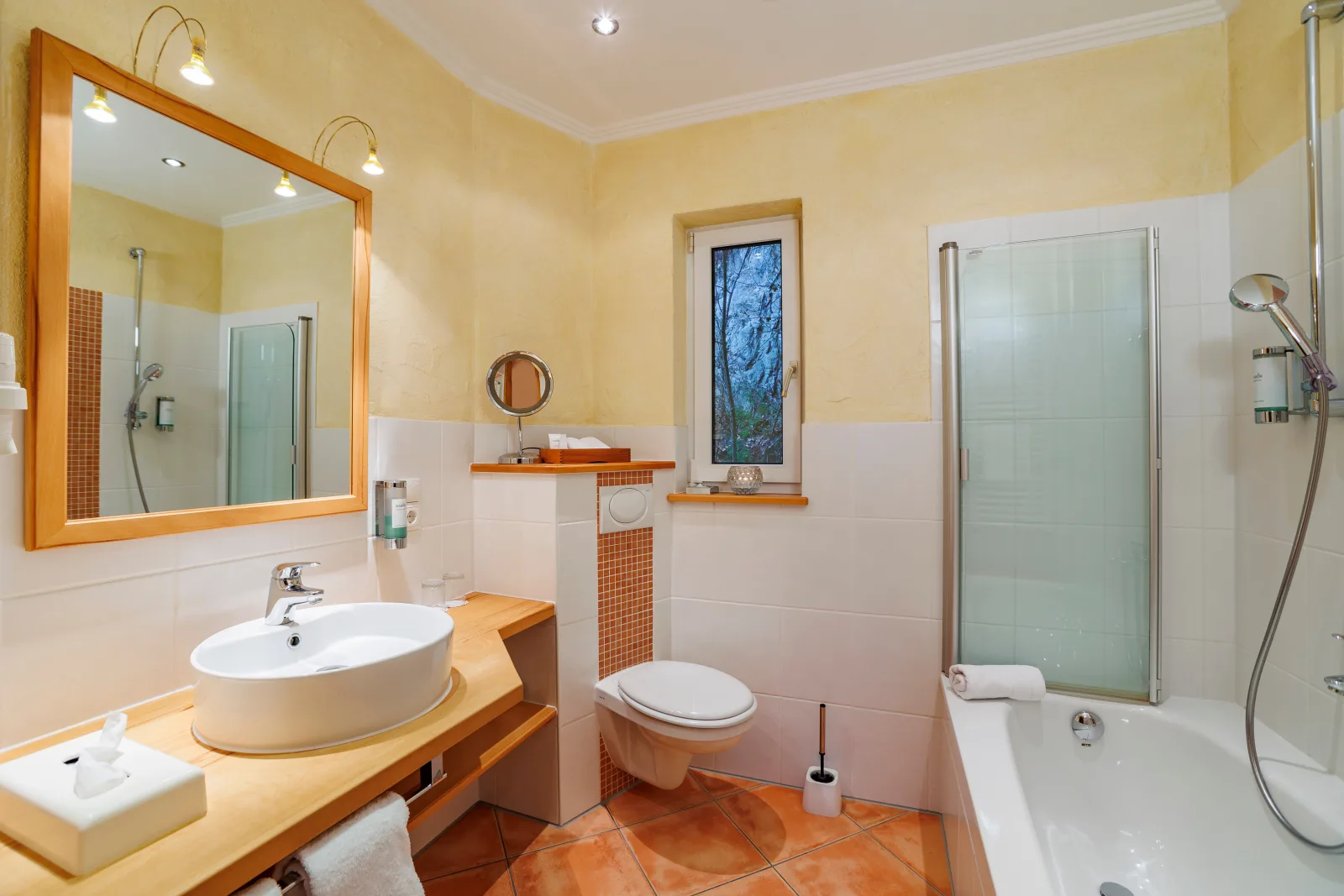 Maria Ruh Apartment No1