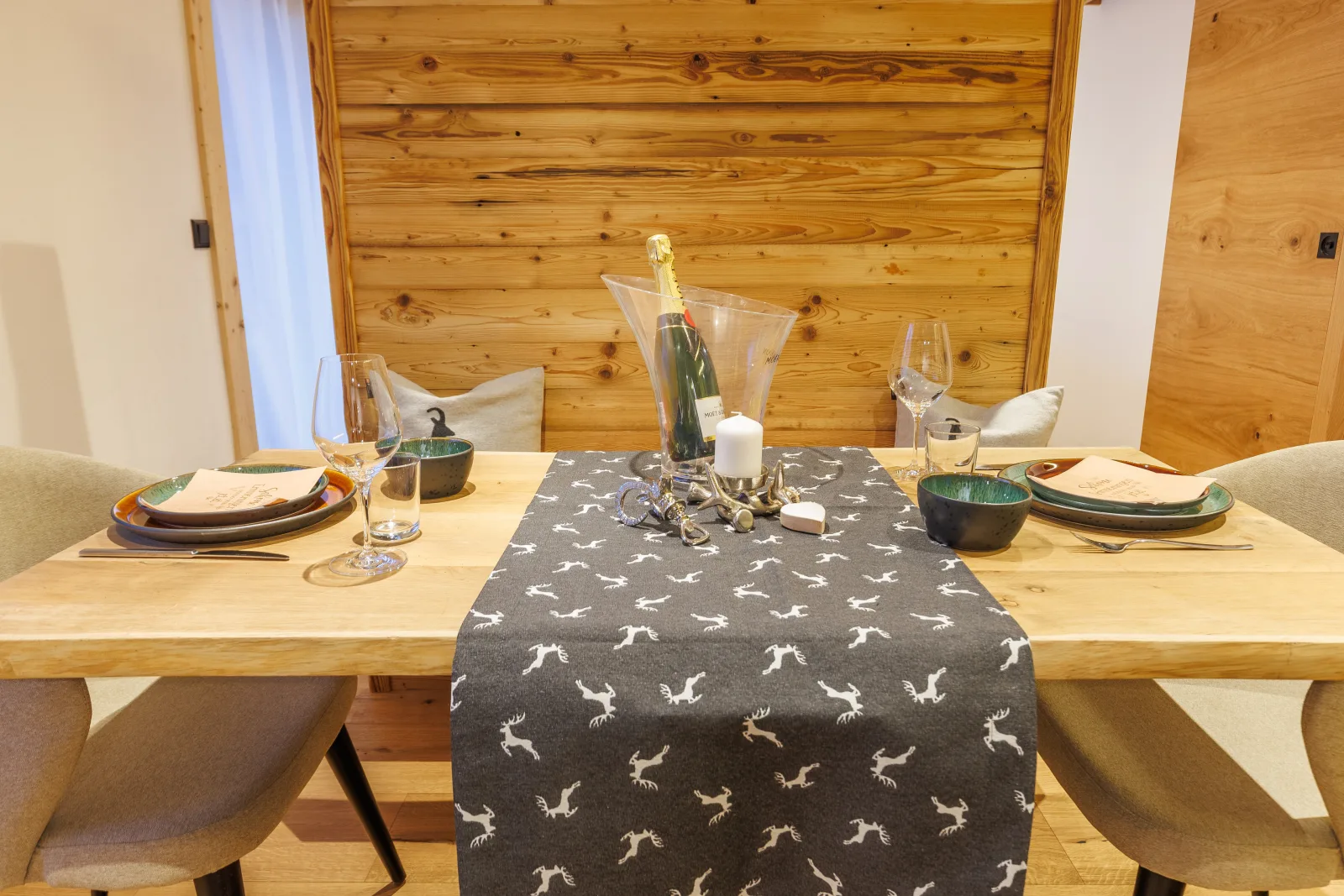 Apartment 2 - Luchs