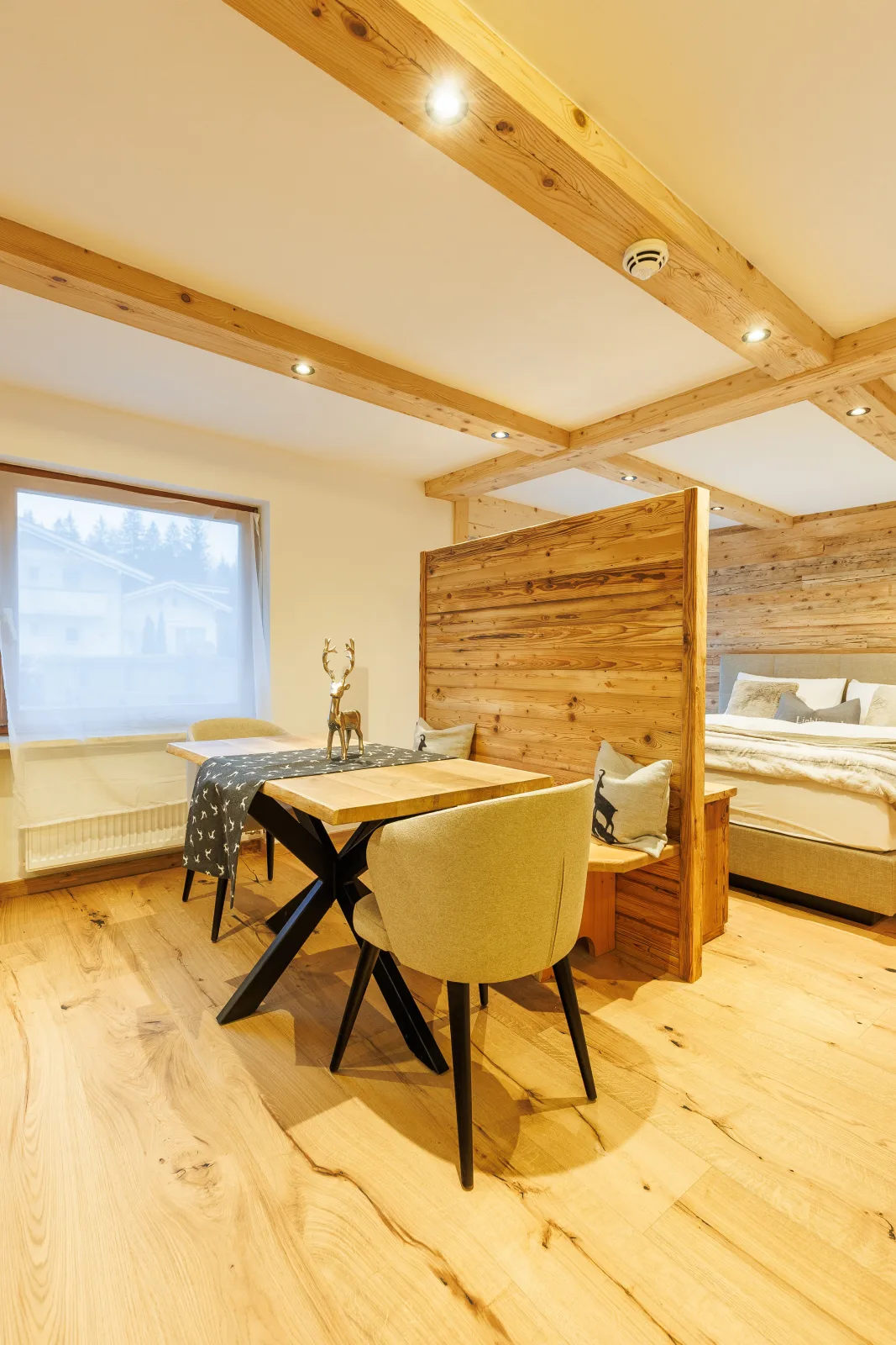 Apartment 2 - Luchs