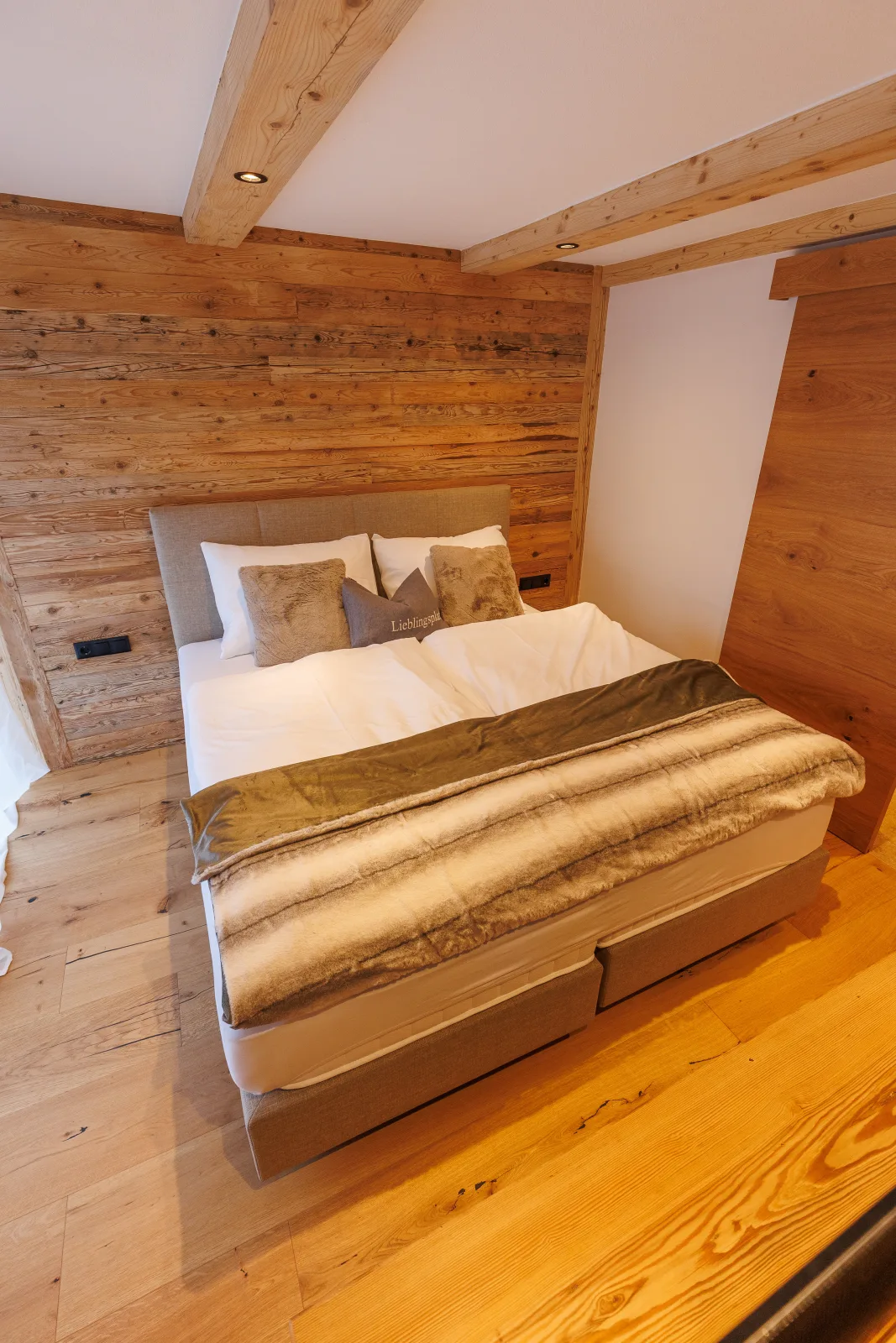 Apartment 2 - Luchs