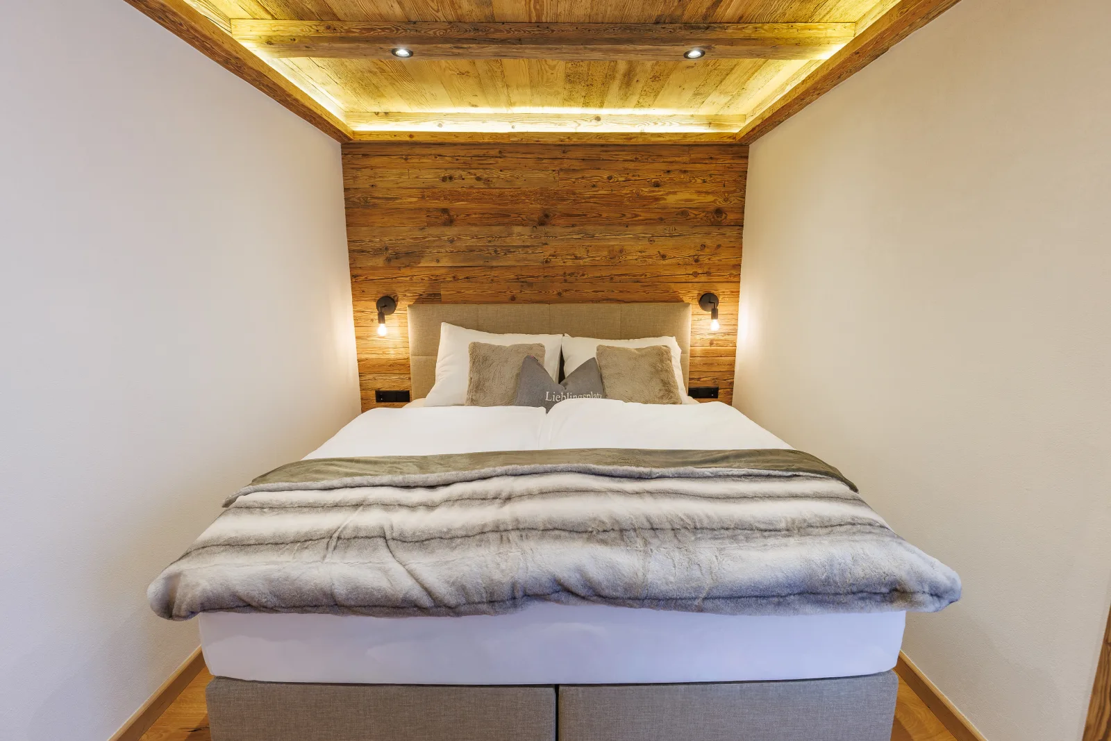 Apartment 6 - Reh