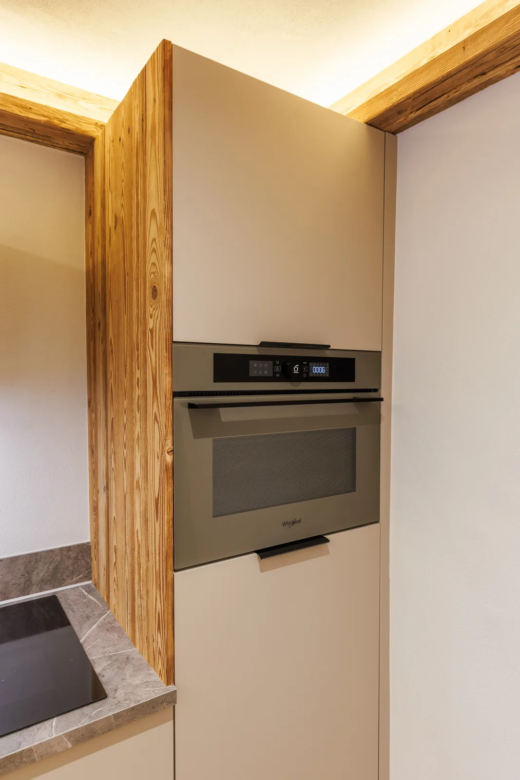 Apartment 6 - Reh
