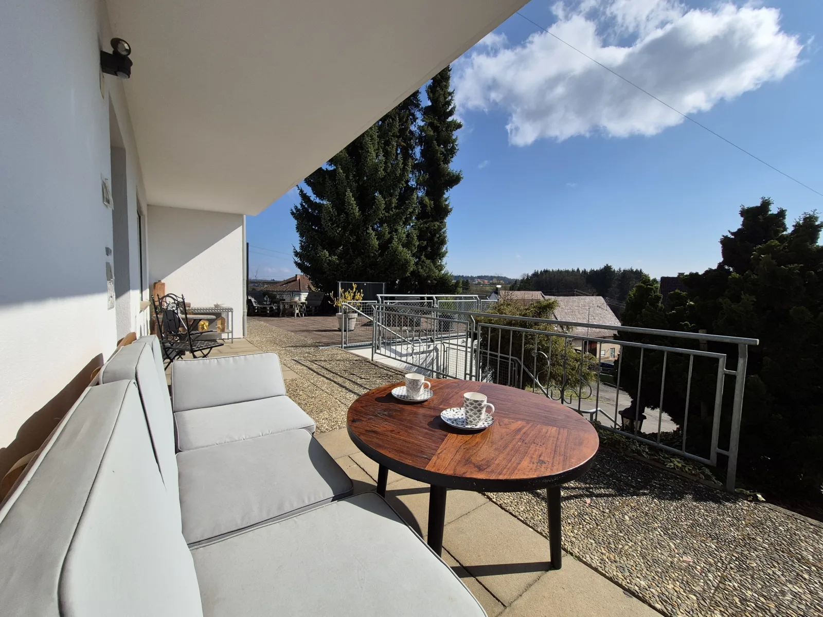 FeWo Ausblick Rottweil, eigener Zugang, Terrasse, Carport
