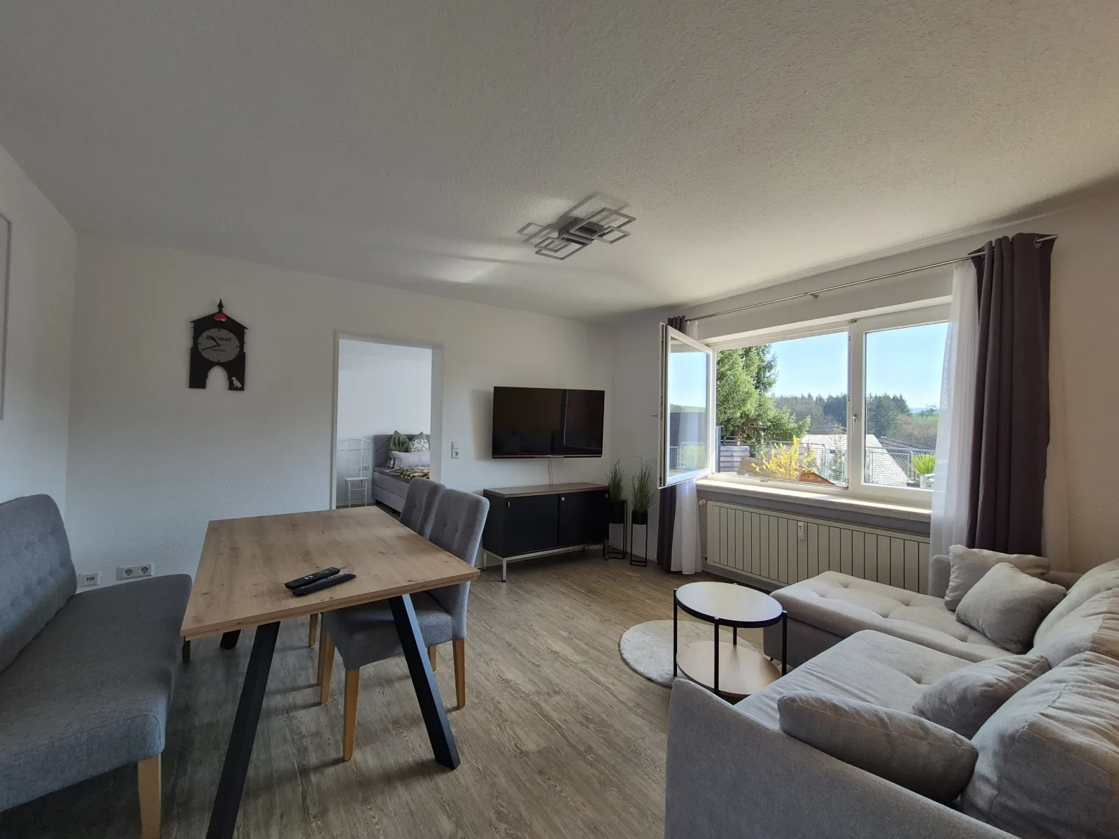 FeWo Ausblick Rottweil, eigener Zugang, Terrasse, Carport