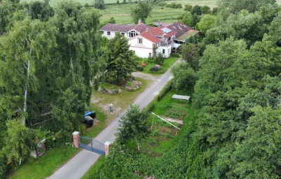 Erdgeschoss, überdachte Terrasse, Familienbett, Holzfußboden