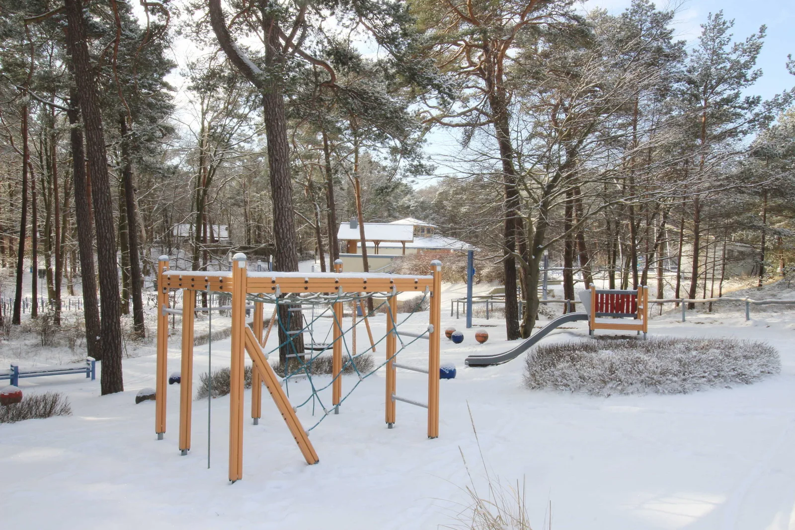Nur 500m zum Ostseestrand - Familienauszeit mit Sauna & Grillterrasse