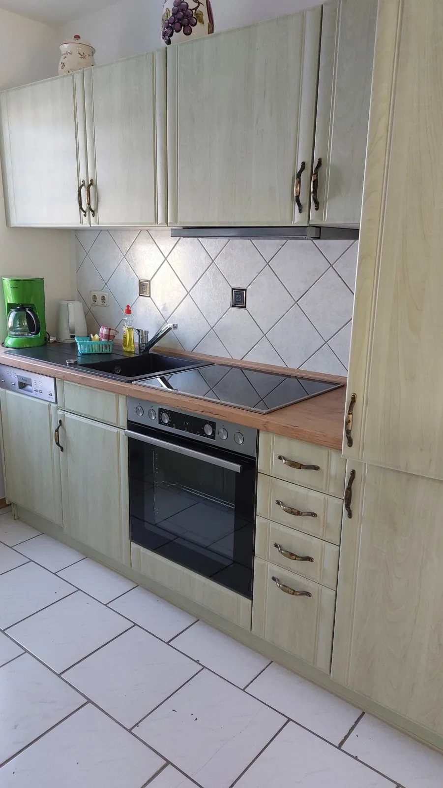 Ferienhof Pommerngreif - Wohnung 3, familiär, mit Poolnutzung und Grillmöglichkeit