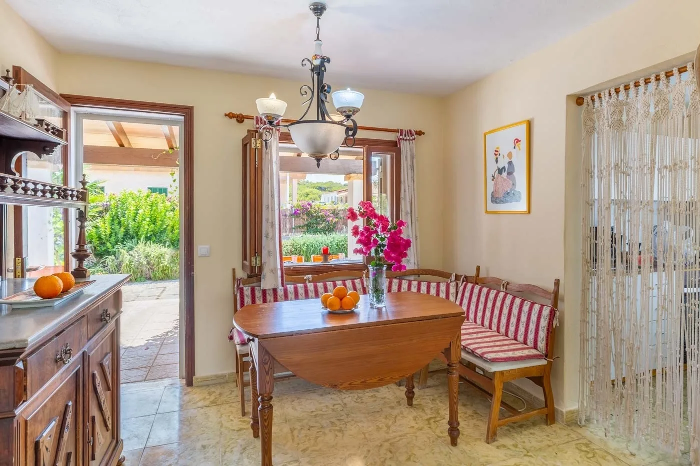 Coquetish Cottage 50m from Son Serra Beach