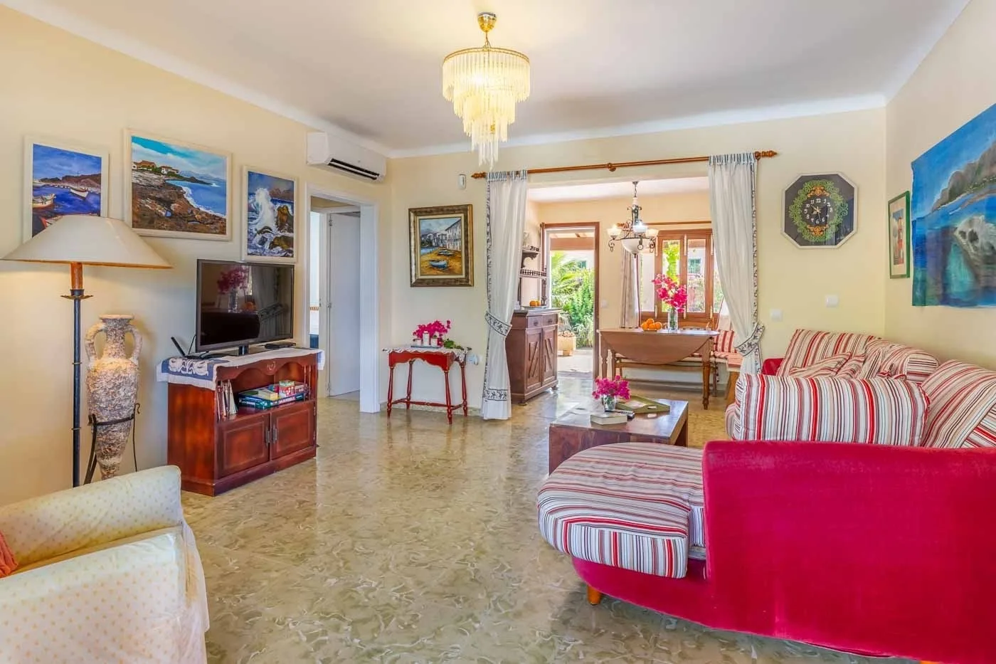 Coquetish Cottage 50m from Son Serra Beach