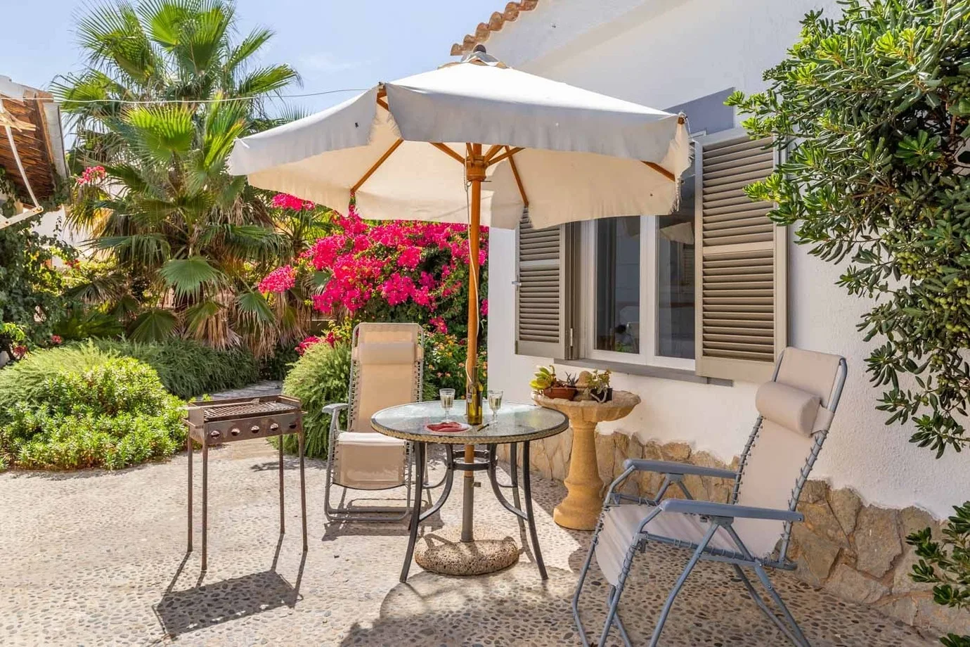 Coquetish Cottage 50m from Son Serra Beach