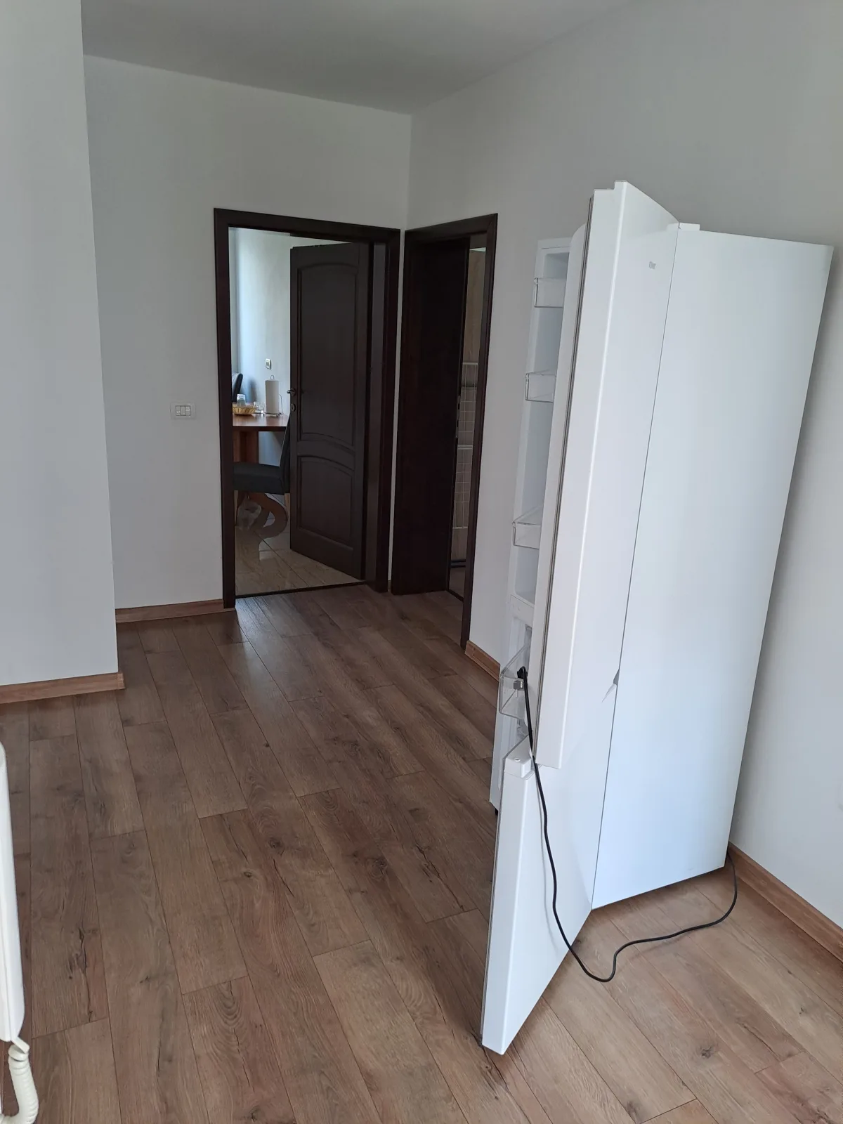 Voll ausgestattete Monteur- Ferienwohnung direkt an der Raffinerie Leuna in einer Villa mit kleinem Balkon