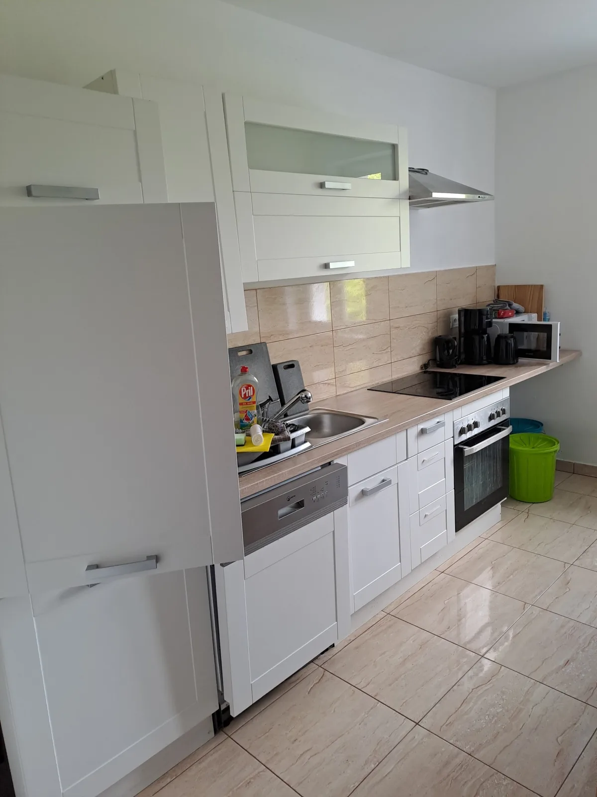 Voll ausgestattete Monteur- Ferienwohnung direkt an der Raffinerie Leuna in einer Villa mit kleinem Balkon