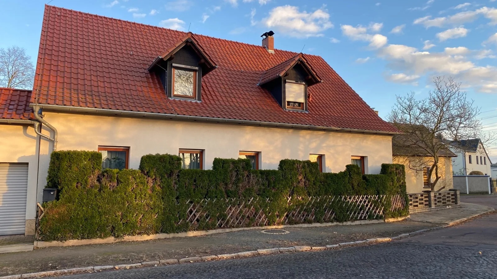 Wohnung im Grünen, Haus Cara, 120 m², 4 Zi, Kü, Bad