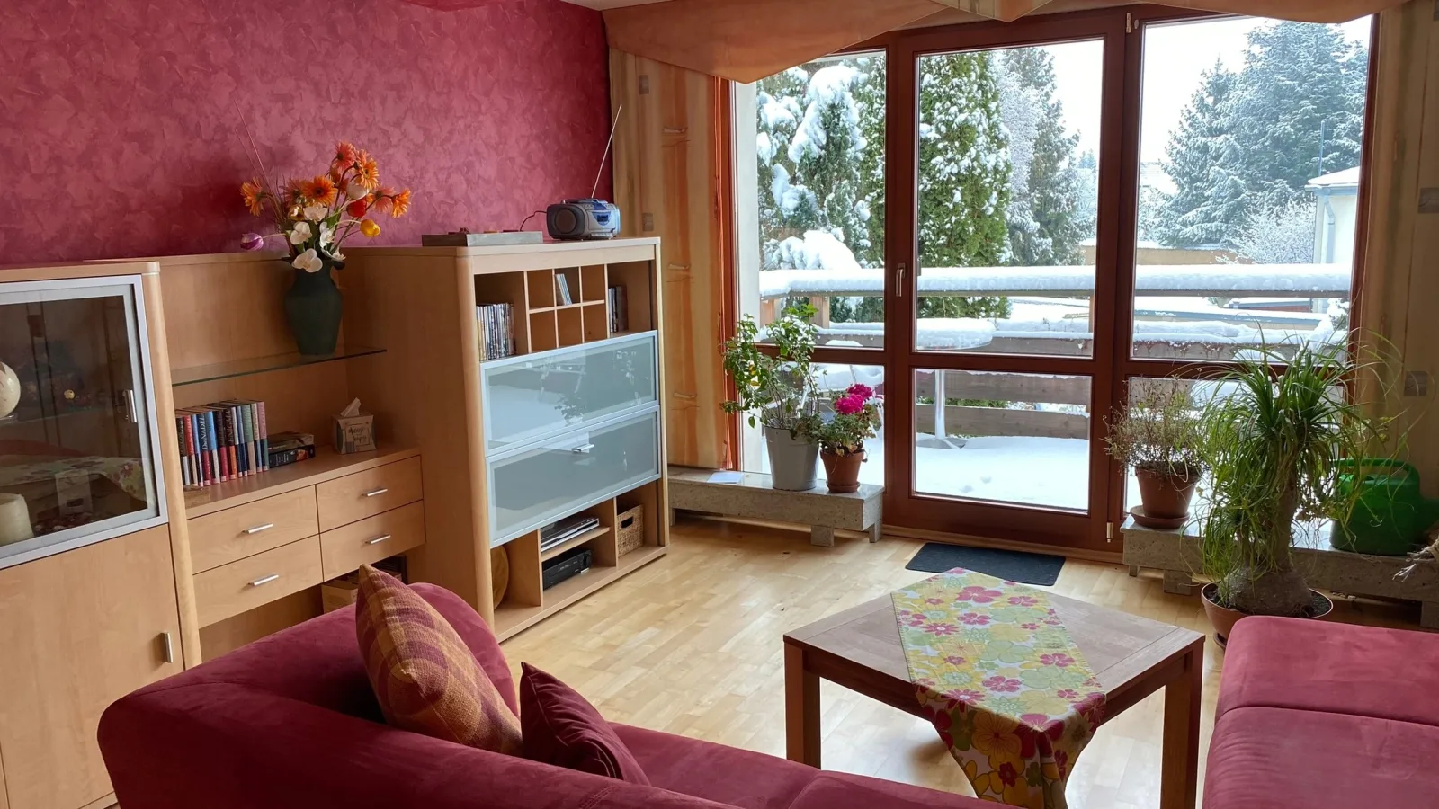 Wohnung im Grünen, Haus Cara, 120 m², 4 Zi, Kü, Bad