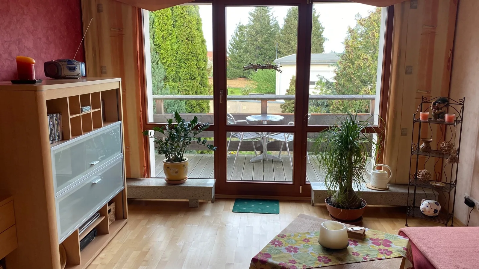 Wohnung im Grünen, Haus Cara, 120 m², 4 Zi, Kü, Bad