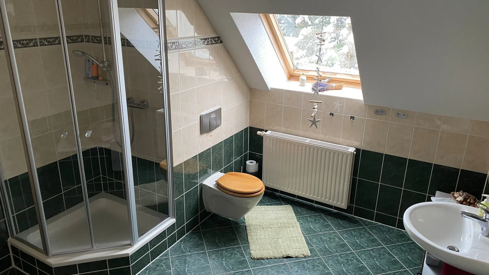 Wohnung im Grünen, Haus Cara, 120 m², 4 Zi, Kü, Bad