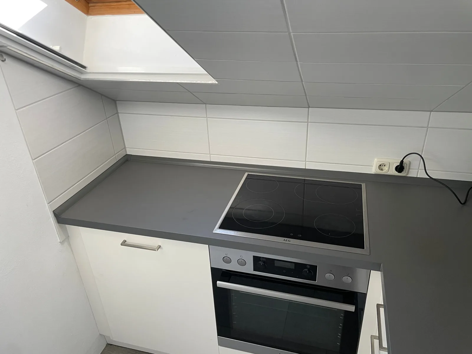 Moderne Ferienwohnung mit Balkon und Klima
