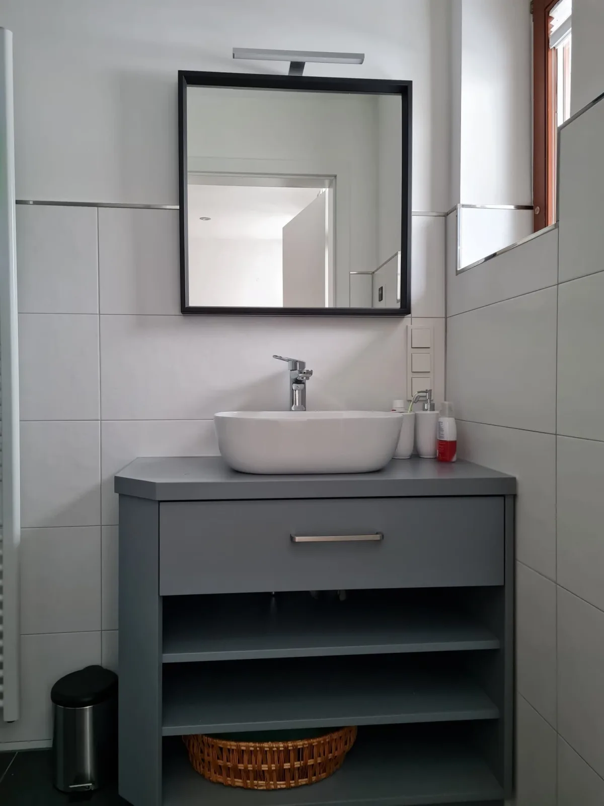 Ruhige Ferienwohnung mit Balkon und Terrasse nahe Kassel