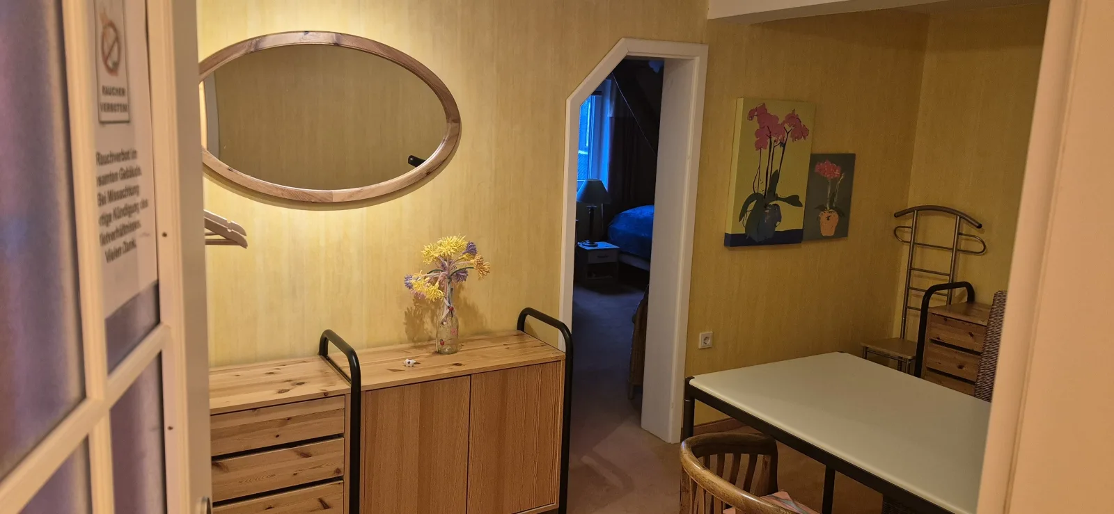 Ruhige Ferienwohnung mit Balkon und Terrasse nahe Kassel