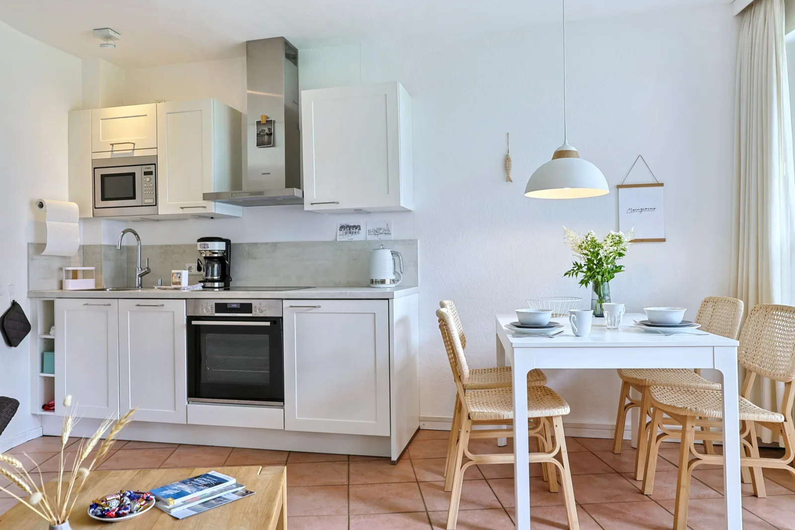 Terrassen-Fewo Seaside am Ostseestrand inkl. Schwimmbad und Strandkorb